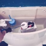 Zašto vodokotlić stalno pušta vodu